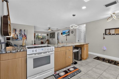 Copropriété à vendre à Sarasota, Floride: 2 chambres, 109.44 m2 № 2259559 - photo 21