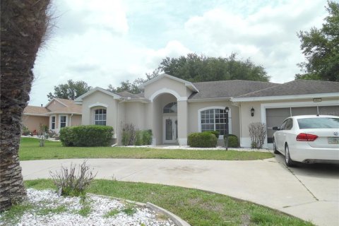 Casa en venta en Leesburg, Florida, 3 dormitorios, 204.11 m2 № 2195414 - foto 2