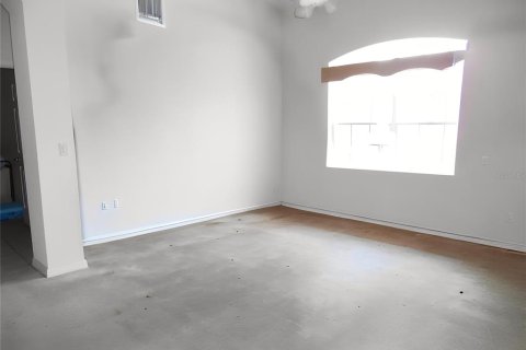 Casa en venta en Leesburg, Florida, 3 dormitorios, 204.11 m2 № 2195414 - foto 6