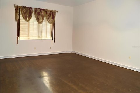 Casa en venta en Leesburg, Florida, 3 dormitorios, 204.11 m2 № 2195414 - foto 19