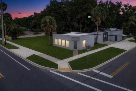 Propiedad comercial en Palatka, Florida 173.45 m2 № 2204384