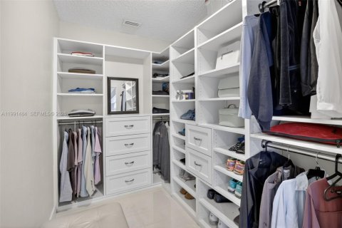 Villa ou maison à vendre à Weston, Floride: 4 chambres, 146.04 m2 № 2058938 - photo 8