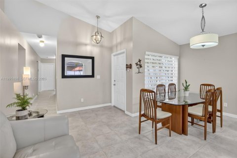 Villa ou maison à vendre à Weston, Floride: 4 chambres, 146.04 m2 № 2058938 - photo 14