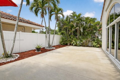 Villa ou maison à vendre à Weston, Floride: 4 chambres, 146.04 m2 № 2058938 - photo 9