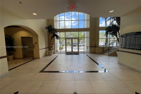 Oficina en alquiler en Weston, Florida № 1183658 - foto 1