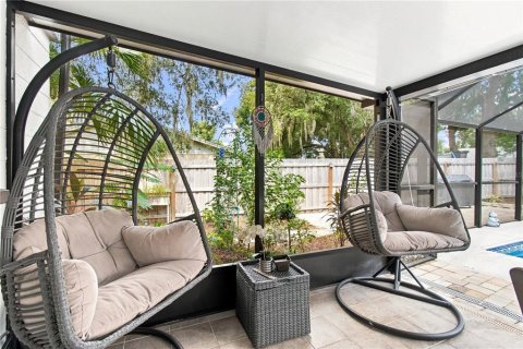 House in Brandon, Florida 4 bedrooms, 169.64 sq.m. № 2354995 - photo 23