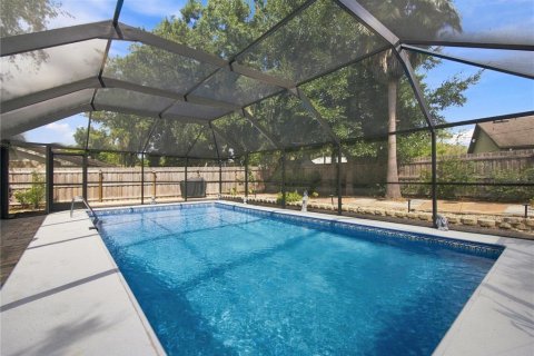 House in Brandon, Florida 4 bedrooms, 169.64 sq.m. № 2354995 - photo 25
