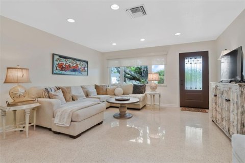 Casa en venta en Largo, Florida, 2 dormitorios, 135.82 m2 № 2386467 - foto 8