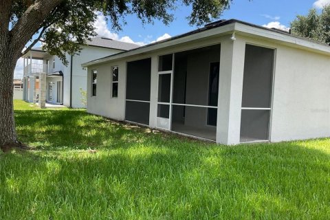 House in Clermont, Florida 3 bedrooms, 146.14 sq.m. № 2120605 - photo 9