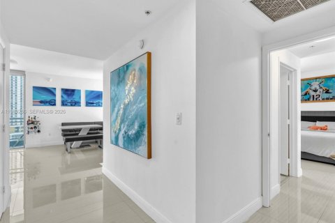 Купить кондоминиум в Майами, Флорида 2 спальни, 118.36м2, № 2051492 - фото 11