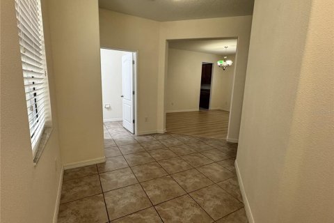 Villa ou maison à vendre à Brandon, Floride: 4 chambres, 218.04 m2 № 1806691 - photo 4