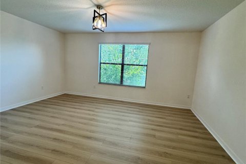 Villa ou maison à vendre à Brandon, Floride: 4 chambres, 218.04 m2 № 1806691 - photo 23