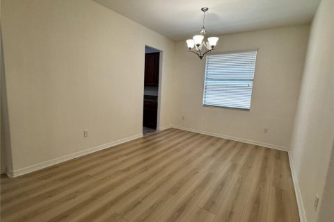 Villa ou maison à vendre à Brandon, Floride: 4 chambres, 218.04 m2 № 1806691 - photo 5
