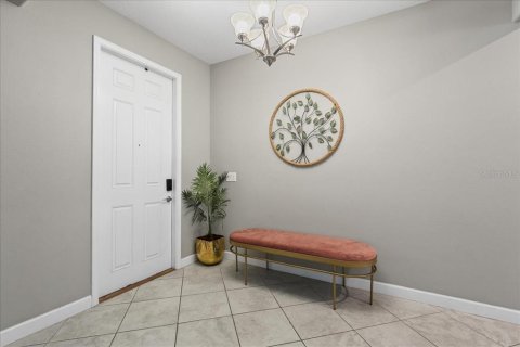 House in Land O' Lakes, Florida 4 bedrooms, 273.69 sq.m. № 1885328 - photo 9