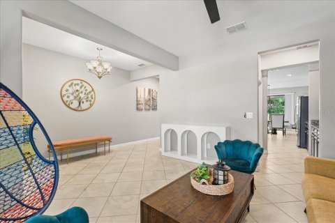 House in Land O' Lakes, Florida 4 bedrooms, 273.69 sq.m. № 1885328 - photo 11