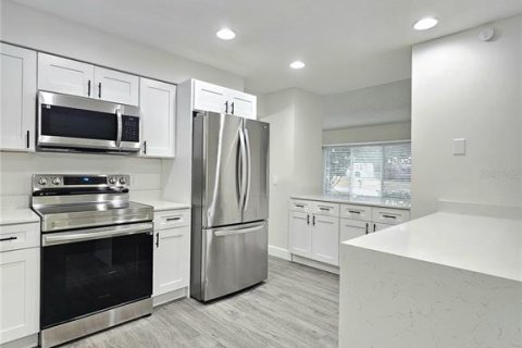 Casa en venta en Crystal River, Florida, 3 dormitorios, 143.26 m2 № 1732846 - foto 5