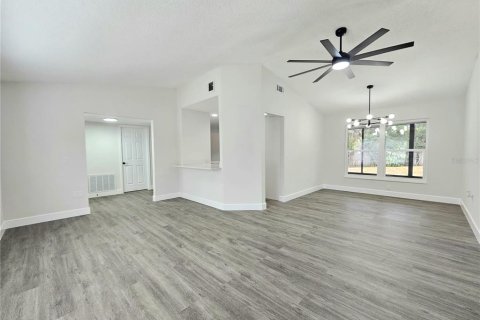 Casa en venta en Crystal River, Florida, 3 dormitorios, 143.26 m2 № 1732846 - foto 12