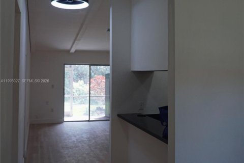 Copropriété à vendre à Coral Springs, Floride: 2 chambres, 92.9 m2 № 2063862 - photo 3