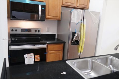 Copropriété à vendre à Coral Springs, Floride: 2 chambres, 92.9 m2 № 2063862 - photo 28