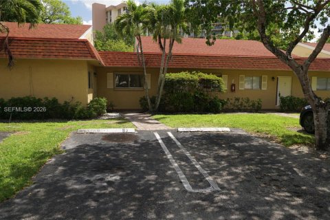 Condo à Coral Springs, Floride, 2 chambres  № 2063862