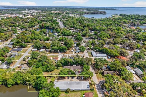 Commercial property in Leesburg, Florida 694.91 sq.m. № 2205741 - photo 7