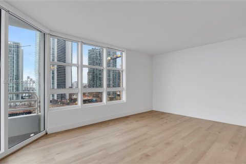 Apartamento en alquiler en Miami, Florida, 3 dormitorios, 187.85 m2 № 2008974 - foto 19