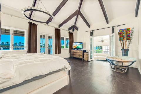 Villa ou maison à louer à Miami Beach, Floride: 5 chambres, 335.28 m2 № 1999073 - photo 14