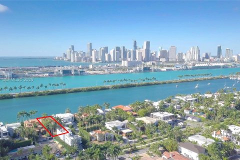 Villa ou maison à louer à Miami Beach, Floride: 5 chambres, 335.28 m2 № 1999073 - photo 21