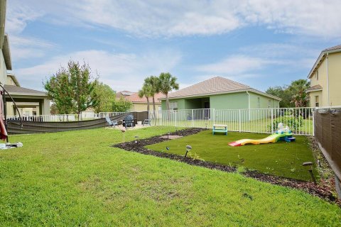 Villa ou maison à vendre à Port St. Lucie, Floride: 3 chambres, 193.24 m2 № 2087482 - photo 25