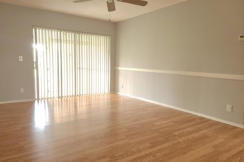 Propiedad comercial en venta en West Palm Beach, Florida, 306.21 m2 № 2434381 - foto 26