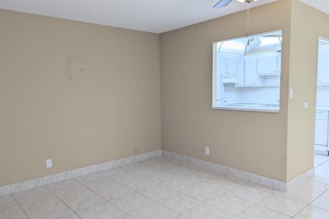Propiedad comercial en venta en West Palm Beach, Florida, 306.21 m2 № 2434381 - foto 7