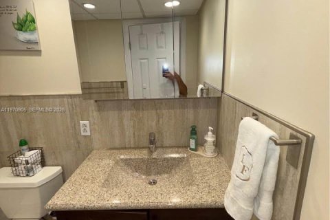 Copropriété à vendre à Lauderhill, Floride: 2 chambres, 107.77 m2 № 2031366 - photo 15
