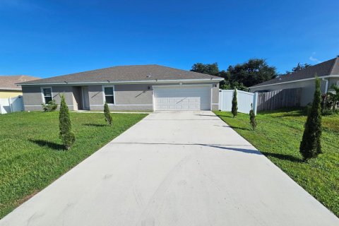 Villa ou maison à Port St. Lucie, Floride 4 chambres, 198.63 m2 № 2352093