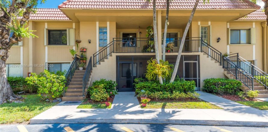 Condo in Weston, Florida, 2 bedrooms № 1874741