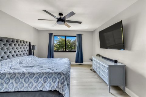 Condo in Weston, Florida, 2 bedrooms  № 1874741 - photo 10