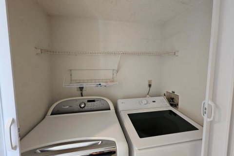 Copropriété à louer à Boca Raton, Floride: 1 chambre, 65.03 m2 № 2400841 - photo 15