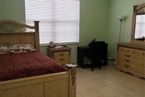 Touwnhouse à louer à Homestead, Floride: 3 chambres, 120.59 m2 № 1951070 - photo 30