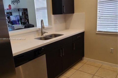 Touwnhouse à louer à Homestead, Floride: 3 chambres, 120.59 m2 № 1951070 - photo 24