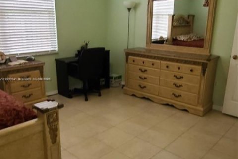 Touwnhouse à louer à Homestead, Floride: 3 chambres, 120.59 m2 № 1951070 - photo 27