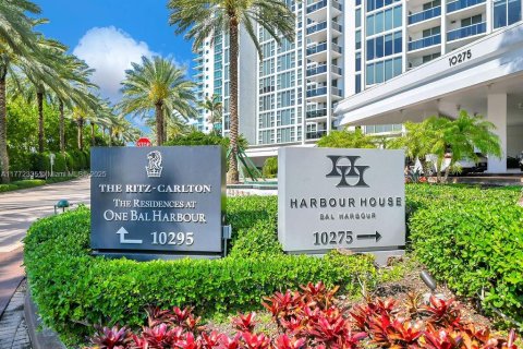 Condo in Bal Harbour, Florida, 1 bedroom  № 1737594 - photo 3
