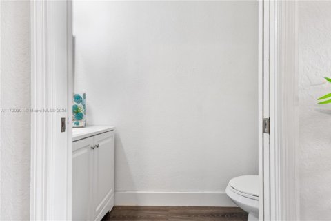 Купить кондоминиум в Дорал, Флорида 3 спальни, 127.28м2, № 1730530 - фото 13
