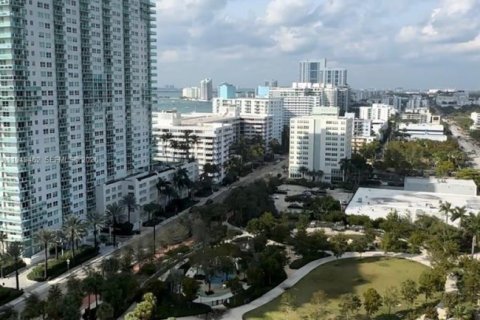 Снять в аренду квартиру в Майами-Бич, Флорида 1 спальня, 67.91м2, № 2005384 - фото 2