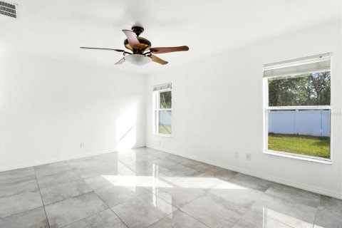 Casa en venta en Ocala, Florida, 3 dormitorios, 133.22 m2 № 1908735 - foto 13