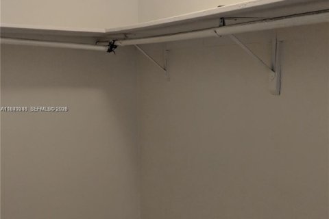 Condominio en alquiler en Hollywood, Florida, 1 dormitorio, 84.17 m2 № 2006445 - foto 22