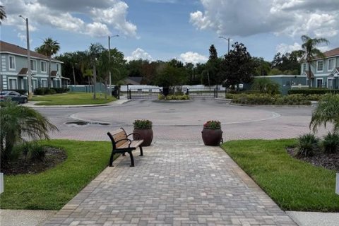 Touwnhouse à louer à Brandon, Floride: 2 chambres, 109.44 m2 № 2150463 - photo 14