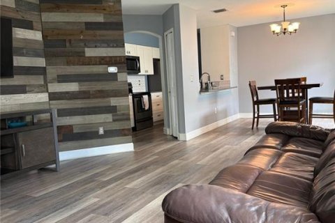 Touwnhouse à Brandon, Floride 2 chambres, 109.44 m2 № 2150463
