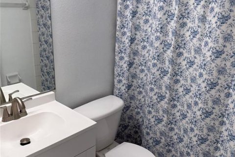 Touwnhouse à louer à Brandon, Floride: 2 chambres, 109.44 m2 № 2150463 - photo 5
