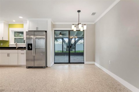 Casa en venta en Saint Pete Beach, Florida, 3 dormitorios, 146.88 m2 № 2304955 - foto 23