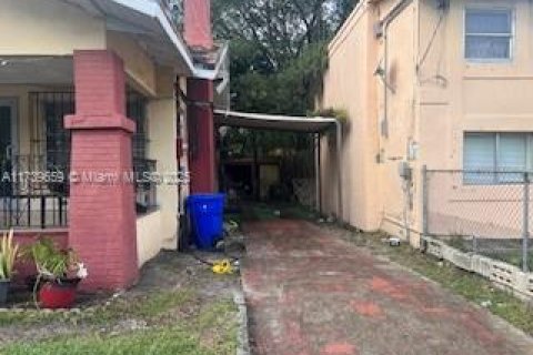 House in Miami, Florida 3 bedrooms, 96.62 sq.m. № 1709567 - photo 5