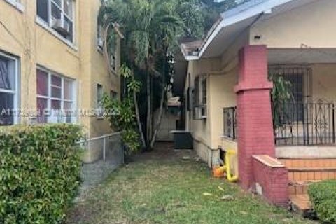 House in Miami, Florida 3 bedrooms, 96.62 sq.m. № 1709567 - photo 4
